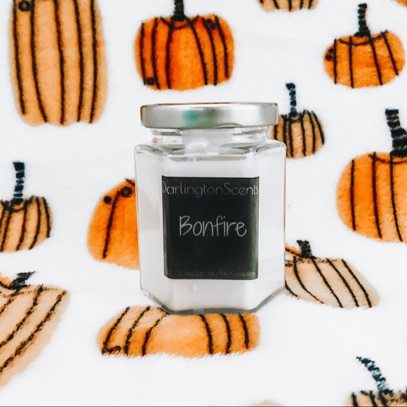 Bonfire soy candle - Picture 2 of 3